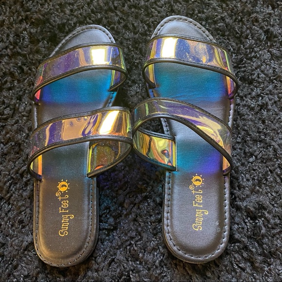 Sunny Feet Iridescent “Shoreline-27” Slides NWT - Picture 4 of 7